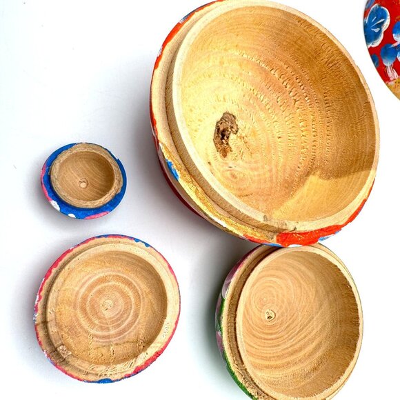 Hand-Painted Russian Matryoshka 4-Piece Wood Nesting Dolls Set Floral Design - Picture 4 of 15